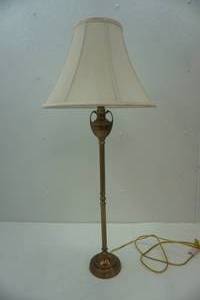 lot 71 image: table lamp