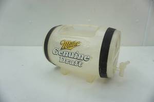 lot 93 image: Miller Genuine Draft insulated keg