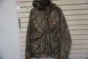 lot 123 image: Real Tree hooded jacket, heavy, XL