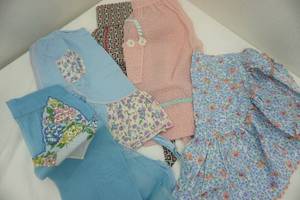 lot 166 image: Vintage aprons