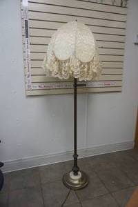 lot 174 image: floor lamp