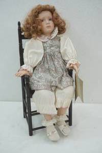 lot 196 image: Georgetown Collection doll