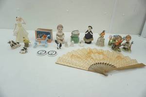 lot 255 image: vintage collectibles