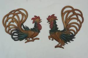 lot 275 image: vintage wall decor