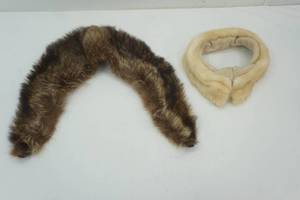 lot 278 image: fur collar