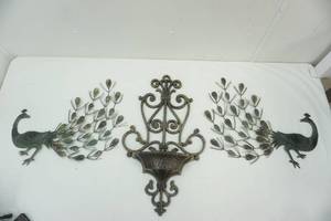 lot 288 image: vintage wall decor