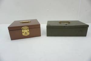 lot 291 image: metal boxes
