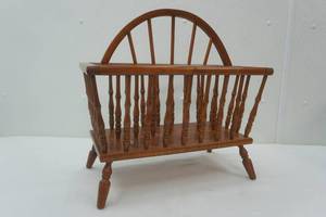 lot 309 image: vintage magazine rack