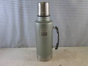 (EC1) Vintage Stanley 100 Years 2 Q...
