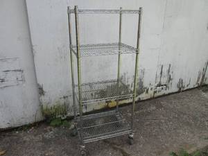 (UD1) Metal Wire Shelving Unit on W...
