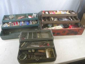 (F-3) 3 Vintage Metal Tackle Boxes ...