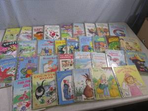 (CSB) 32 Vintage A Little Golden Bo...