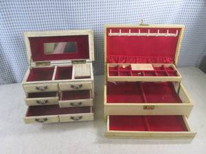 (CSB) 2 Vintage Jewelry Boxes...