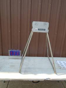 Evinrude motor stand. Very nice. As shown.