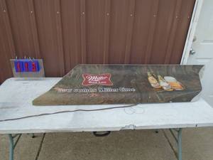 Miller time beer sign. Approx 5. Light works. As shown.