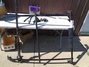 Roof rack for Ford focus. As shown.