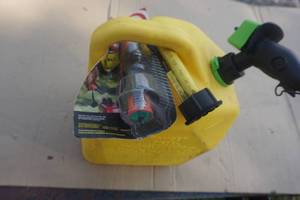 5 Gallon DieselFuel Can With Dump Spouts