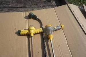 2 -  Ross Brand Root Feeders With Hose Spray Wand