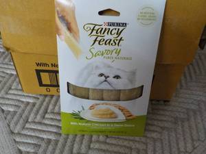 30 x 4 packs Natural Chicken in a D...