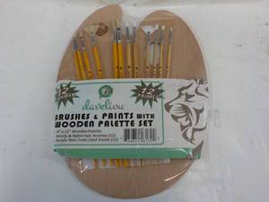 Daveliou Brushes and Paints with Wo...