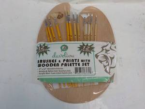 Daveliou Brushes and Paints with Wo...