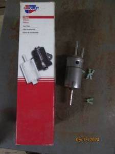 lot of 2 carquest viechle gas filte...