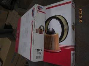 lot of 2 carquest R88814 air filter...