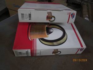 lot of 2 carquest R88814 air filter...