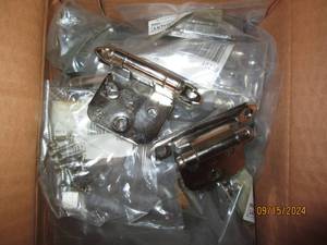 case of 25 pairs of self closing ki...