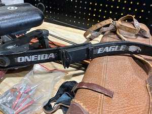 Oneida Eagle Bow, Case, Arrows, Accessories