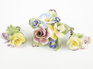 lot 157 image: Denton (England)  Floral Bone China Base Metal Brooch & Screw Back Earrings.