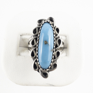 lot 227 image: Unmarked (Navajo) Oval Cut Turquoise Sterling Silver Ring. Size 5.5 - 5.75