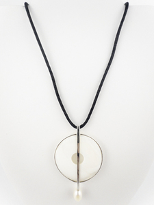 lot 261 image: Varella  Striking Mother Of Pearl Sterling Silver Pendant Necklace .