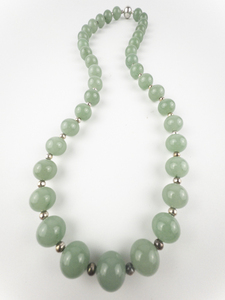 lot 193 image: MILOR Aventurine & Sterling Silver Bead Necklace.