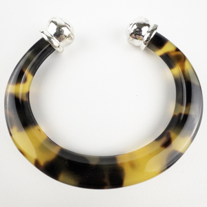 lot 130 image: Vintage Faux Tortoise Shell Base Metal Cuff Bracelet.