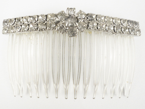 lot 37 image: Vintage Large CZ Silver Tone Base Metal Jeweled Comb Hair Accessory .