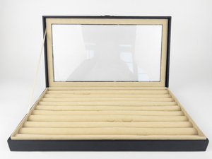 lot 42 image: Colleens Prestige Textured Black Anti-Tarnish Organizational Ring Jewelry Box.