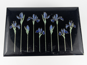 lot 47 image: Vintage Otagiri Japan Blue Iris Black Lacquer Music Jewelry Box -Working