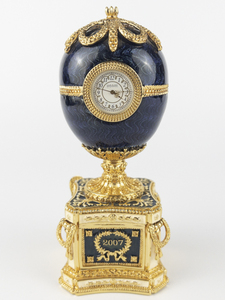 lot 67 image: RARE Joan Rivers Classic Collection Royal Clock Egg - 2007