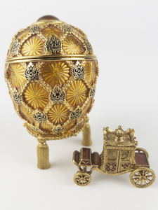 lot 56 image: Joan Rivers Imperial Treasures III Coronation Egg
