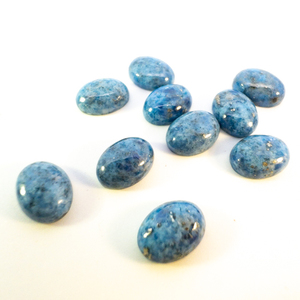 lot 313 image: Group of 10 DENIM BLUE LAPIS LAZULI  - 12.26ct. Oval cabachon cut