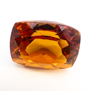 lot 369 image: REDDISH ORANGE CITRINE - 25.72ct. Rectangular cushion cut