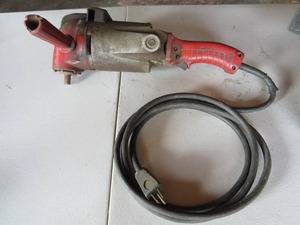 lot 32 image: Heavy Duty SanderGrinder