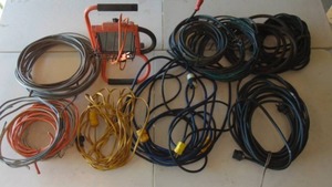 lot 80 image: Mixed Lot of Extension Cords and Work Light