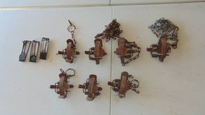 lot 97 image: Mixed Lot of Animal Traps