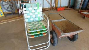 lot 98 image: Mixed Lot of Vintage Stackable Lawn Chairs with Lawn Utility Cart