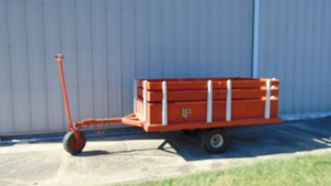 lot 101 image: UtilityYard Wagon with Transport Wheel and Two Sides Options