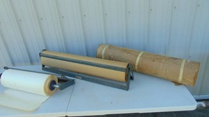 lot 105 image: Mixed Lot Roll Paper Dispensers with Cutting Edge and Paper