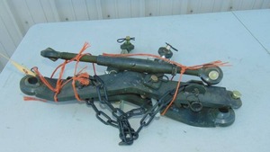 lot 116 image: 3 Point Hitch Parts for a Simplicity Tractor