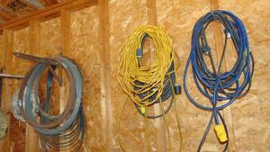 lot 127 image: Mixed Lot of Extension Cords and Wire